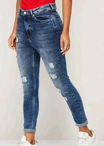 Distressed Blue Wash High Waist Jeans
