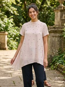 Embellished Short Sleeve Tunic Top