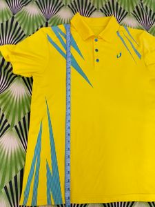 T- Shirt