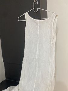 Chic White Sleeveless Dress