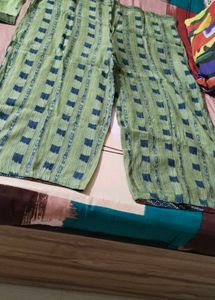 fix rate Light Green Floral Kurta Set