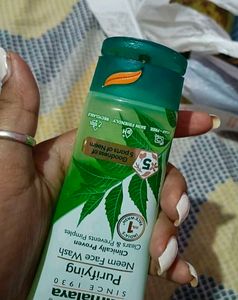Himalaya Purifying Neem Face Wash