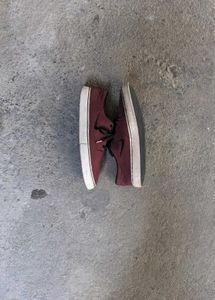 Maroon Casual Lace-Up Sneakers 👟