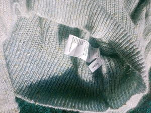 Stylish Blue Knit Sweater