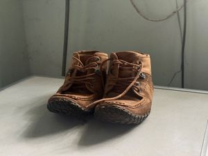 Brown Leather Lace-Up Boots