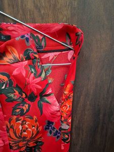 Zara Red Floral Print Midi Skirt