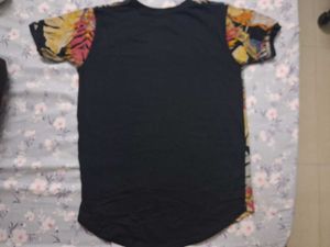 women's Tropical Print T-Shirt