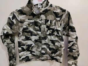 Crop Jacket🤍