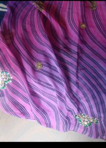VERY BEAUTIFUL DAILY WEAR SAREE