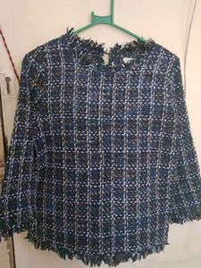 Stylish Tweed Jacket with Frayed Edges