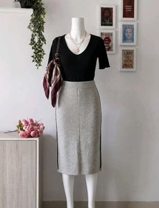 Tan Ribbed Knit Midi Skirt