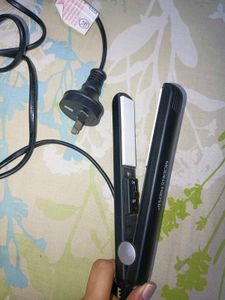 Models Prefer Imported Hair Straightener