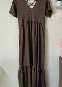 Elegant Brown Maxi Dress with Lace-Up Detail