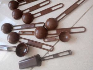 Chocolate Spheres with Scoops