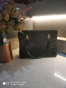 Chic Black Croc-Embossed leather Handbag