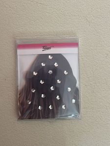 Sparkly Flower Hair Gems