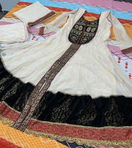 Elegant Anarkali Kurta Set with Dupatta