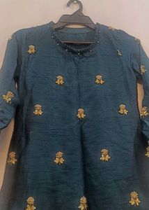 Elegant Embroidered Kurta❤️🌟
