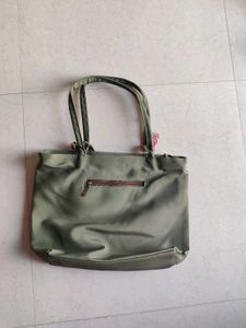 Quilted Tote Bag with Pouch
