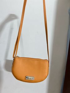 Baggit Tan Crossbody Sling Bag | Adjustable Strap
