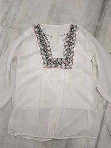 White Embroidered Kurta