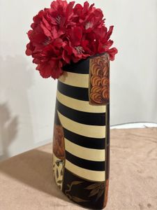Unique Decorative Vase (without flowers)