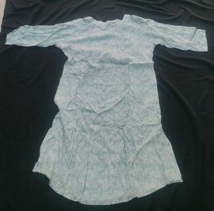 Elegant Green Kurta - New with Tags