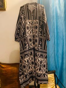 🎉sale🎉Elegant Black & cream Maxi Dress