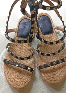 H&amp;M Studded Black Flat Sandals
