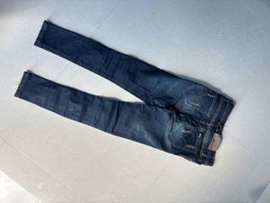 Trendy Ripped Denim Jeans