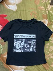 Graphic Print Cropped T-Shirt