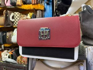 Tommy Hilfiger Crossbody Bag