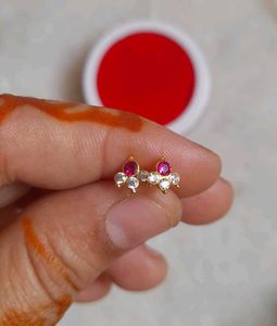 beautiful New earrings gold