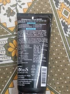 Globus Naturals Men's Charcoal Face Wash