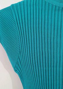 Ribbed Teal Short Sleeve Top