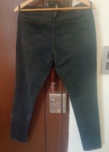 LEVI's Dark Wash SKINNY Jeans,Size-30