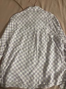 checkered long-sleeve button-down shirt