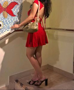 Chic Red Backless Mini Dress