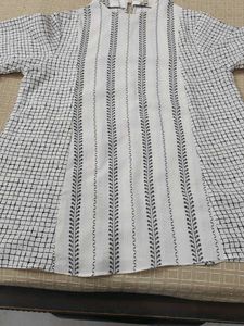 Elegant White &amp; Grey Printed top