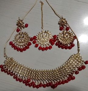 Sukkhi Women Gold-Plated & Stone-Studded Jewellery