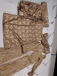 designer dress Elegant Gold Kurta Set with Paisley