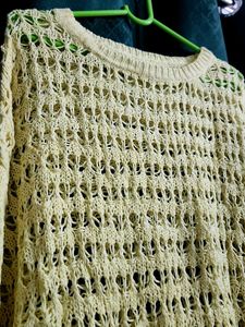 Pretty Yellow Knitted Top