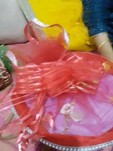 Fruit basket for gifting fruits