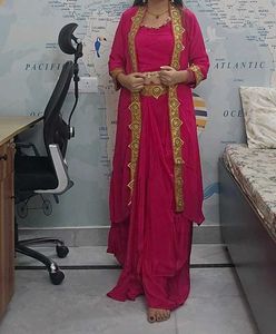 Festive 3 piece set with small defect