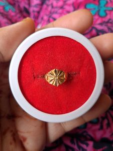 Gold flower desine baby Ring