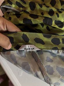 Sale!!!!! Stylish Green Leopard Print Midi Skirt