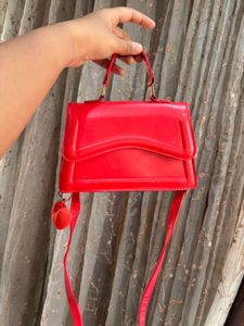 Savana red sling purse