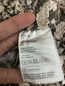 H&amp;M Stylish Snake Print Pants