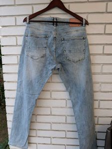 Light Wash Denim Jeans