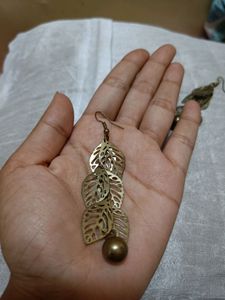 Combo Leaf Design Earings